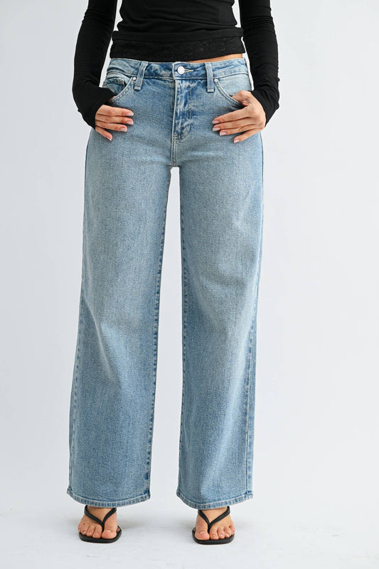 Mid Rise Slim Wide Leg - LIGHT