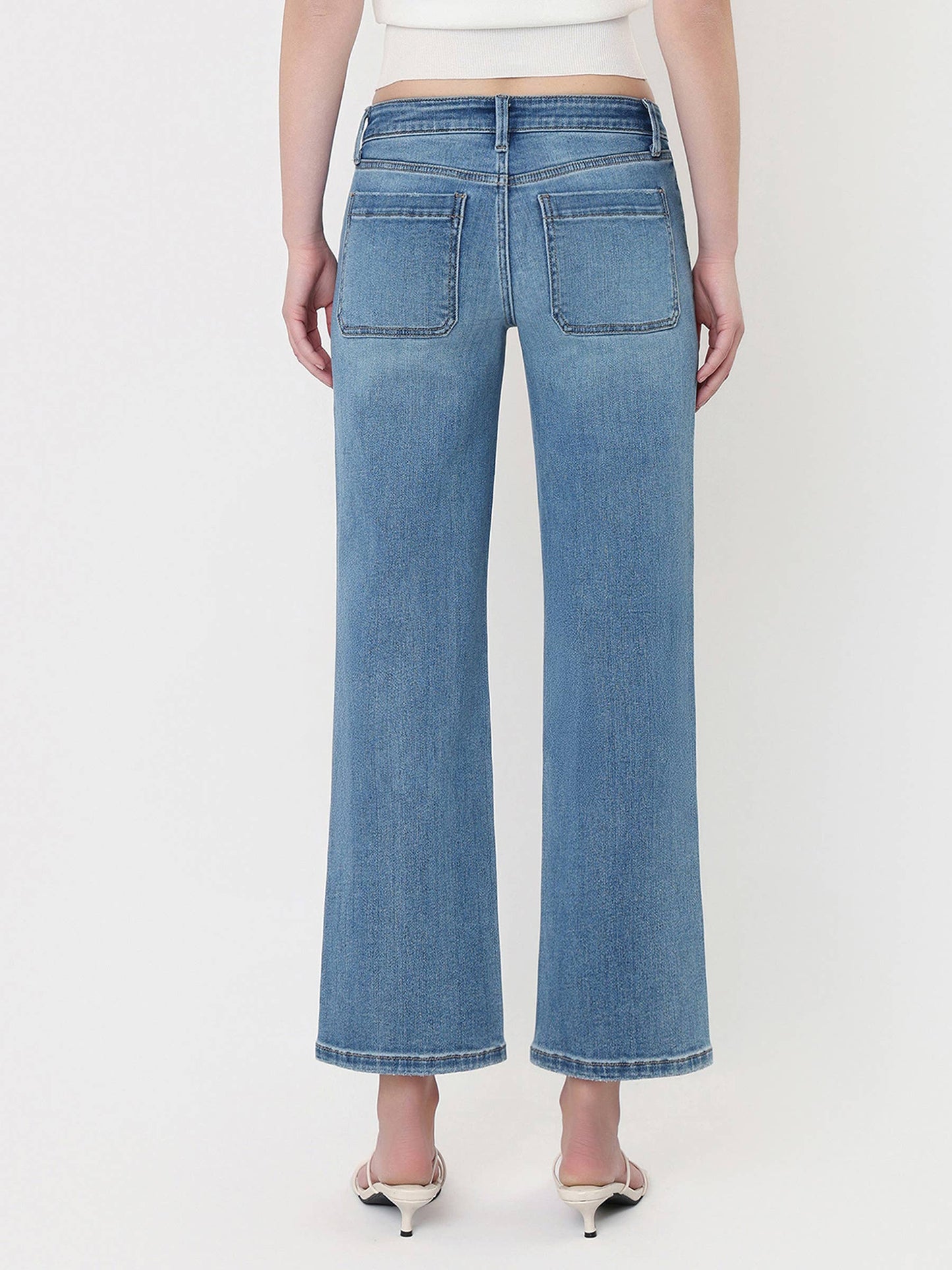 MEDIUM WASH PATCH POCKET JEANS
