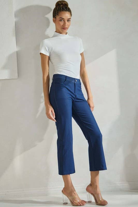 Women's Classic Solid Straight Leg Crop Pants