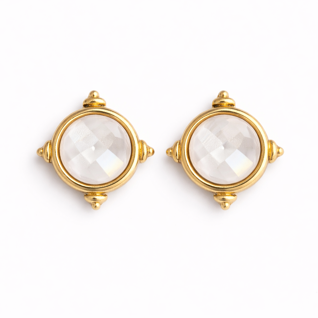 Belle Stud Earrings Cream