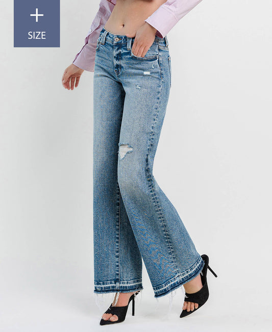 PLUS SIZE TUMMY CONTROL JEANS
