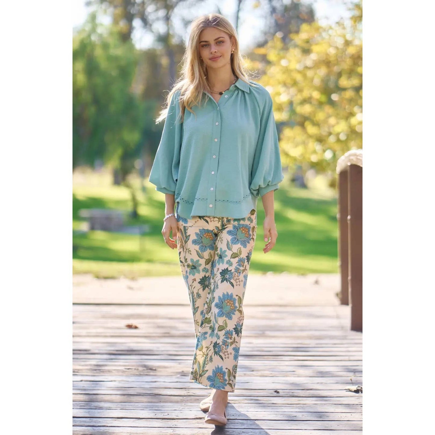 NEW Floral Ankle Cropped Pants