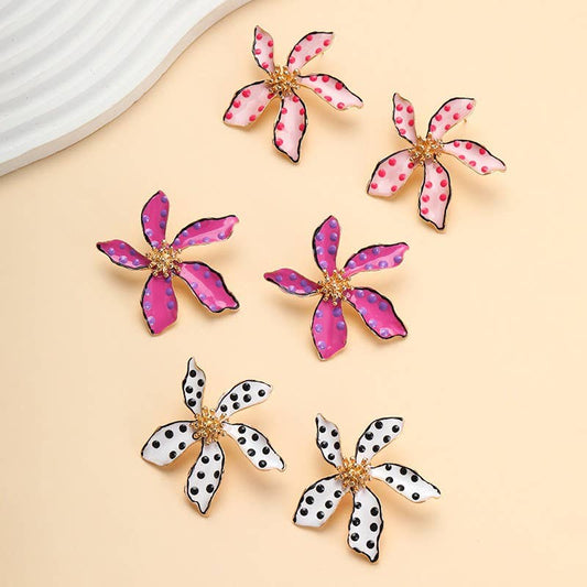 POLKA DOT FLOWER STUD EARRINGS