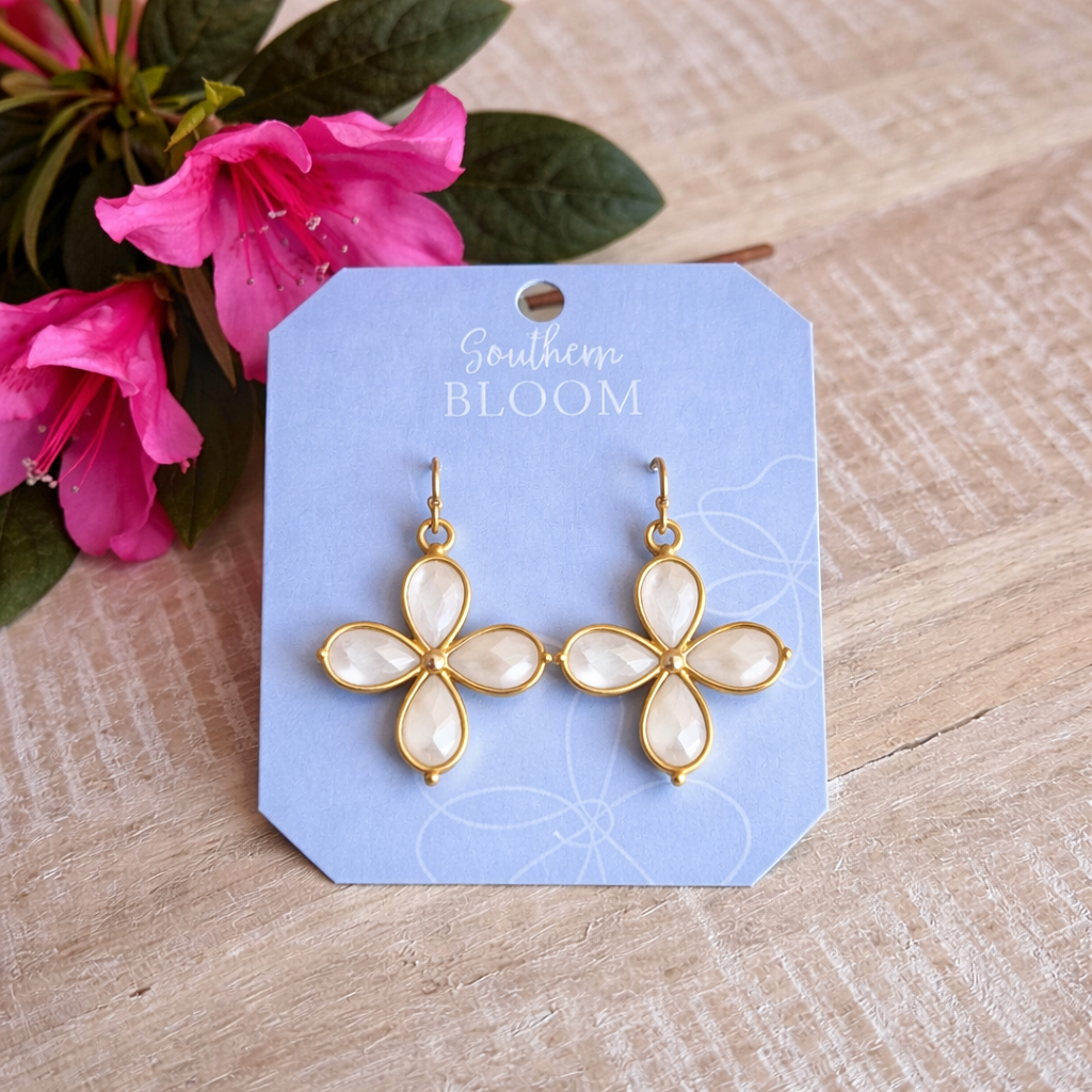 Southern Petal Drop Earring Cream
