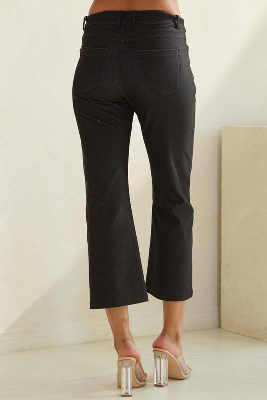 Women's Classic Solid Straight Leg Crop Pants
