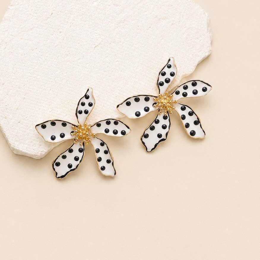 POLKA DOT FLOWER STUD EARRINGS