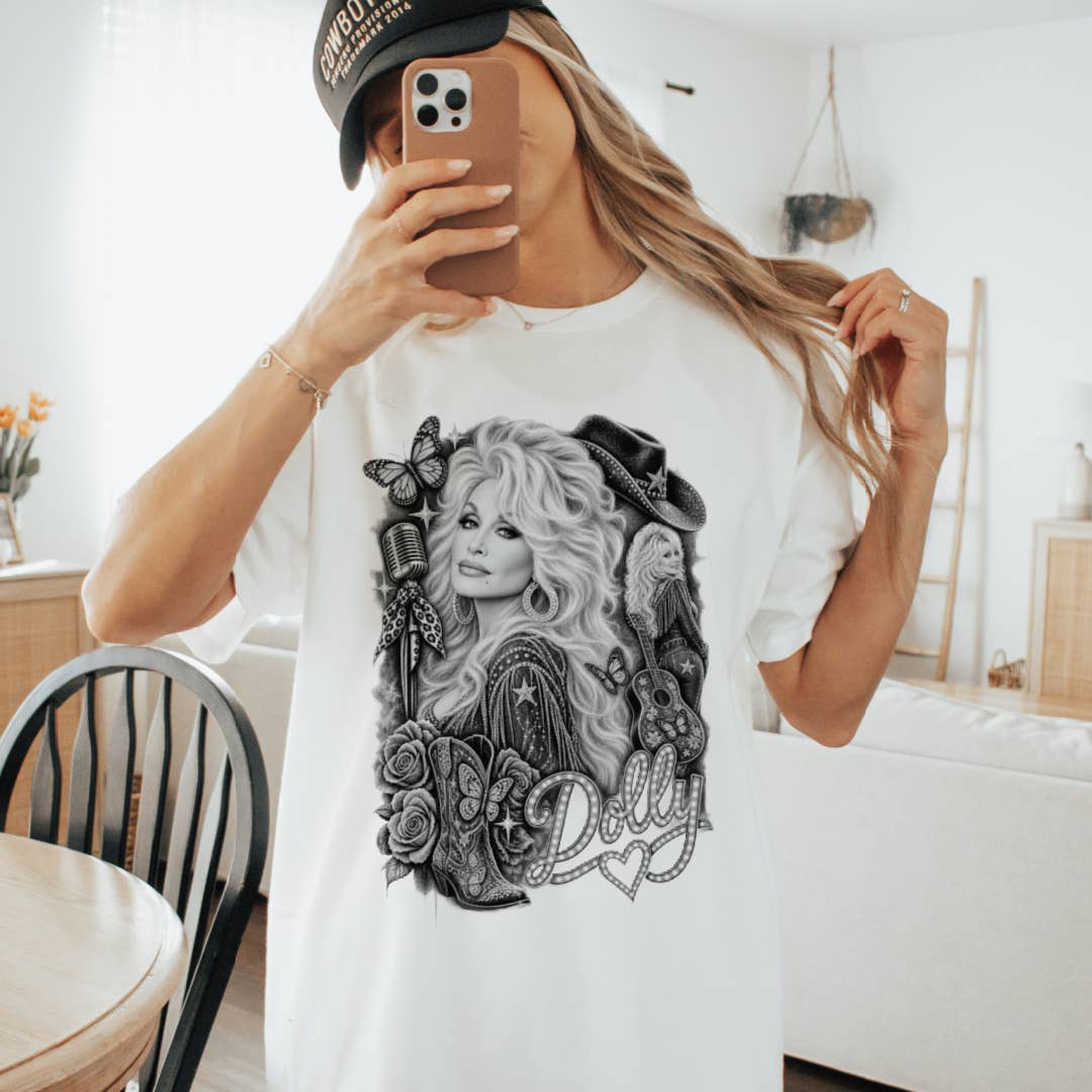 Dolly Parton Tee Black/White