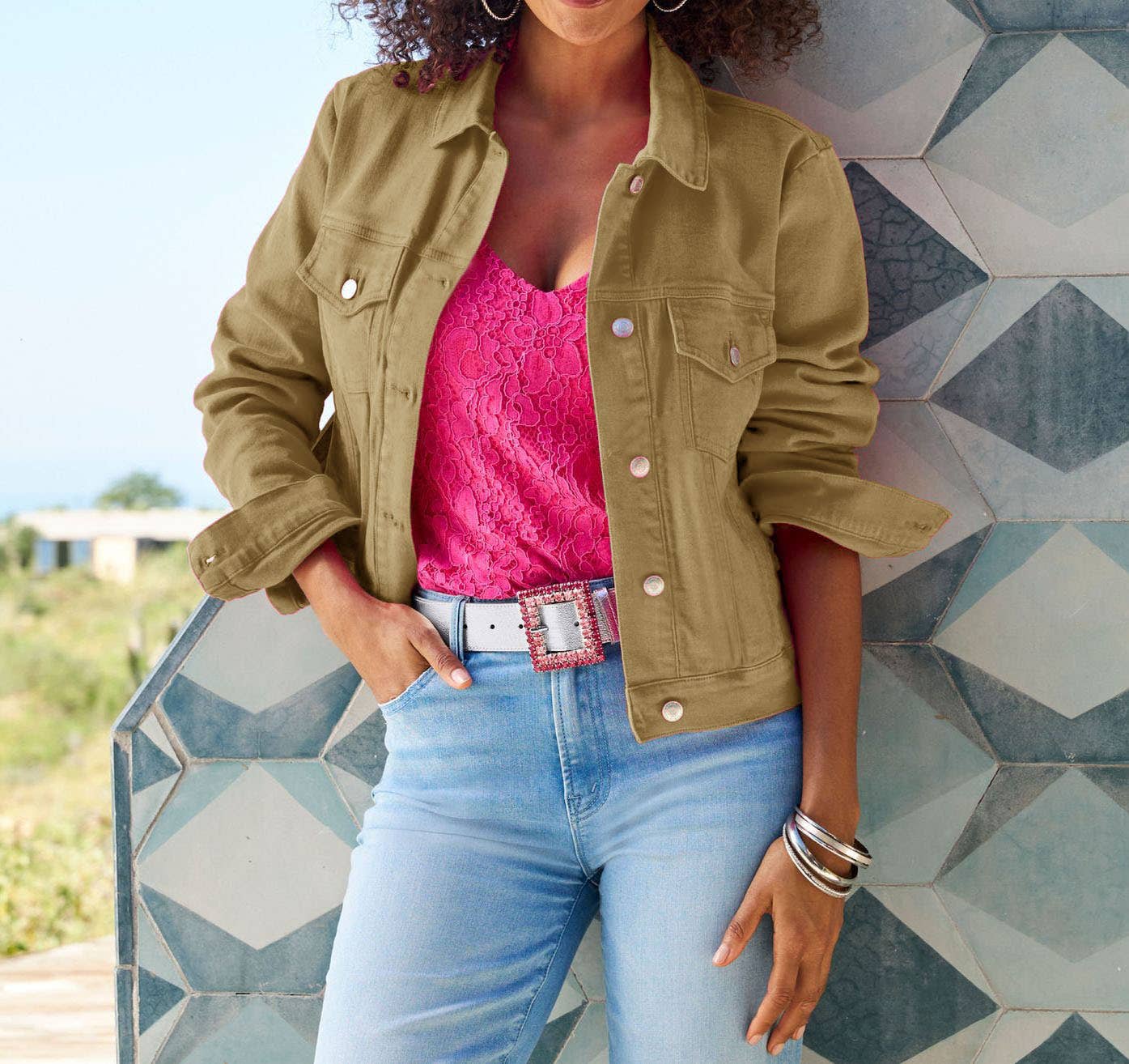 Slim Cropped Denim Jacket
