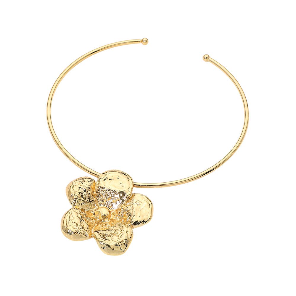 Floral Pendant Choker Necklace